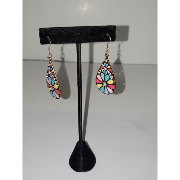 Enameled Hippie Boho Pierced Earrings Dangle Drop Handmade Flower 60's Style - Picture 1 of 7